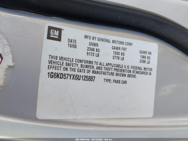 Cadillac DTS Standard