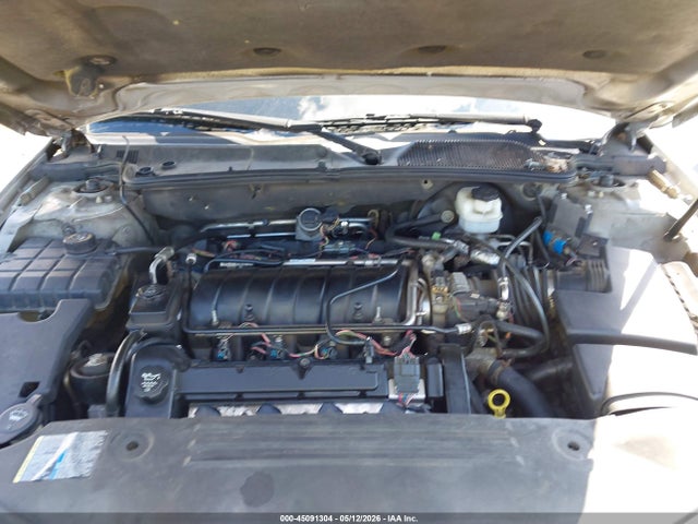 Cadillac DTS Standard