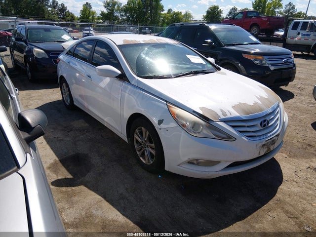 Salvage Hyundai SONATA Image