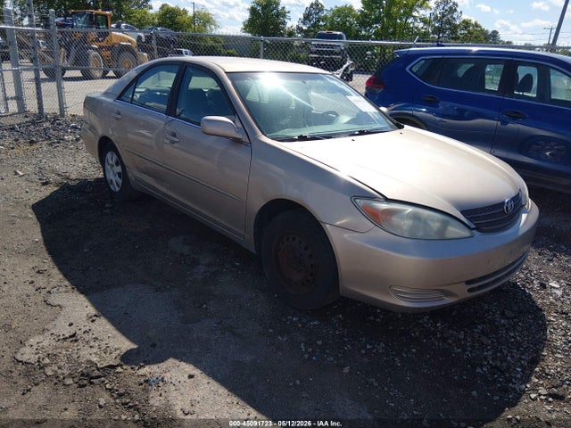 Salvage Toyota Camry Image