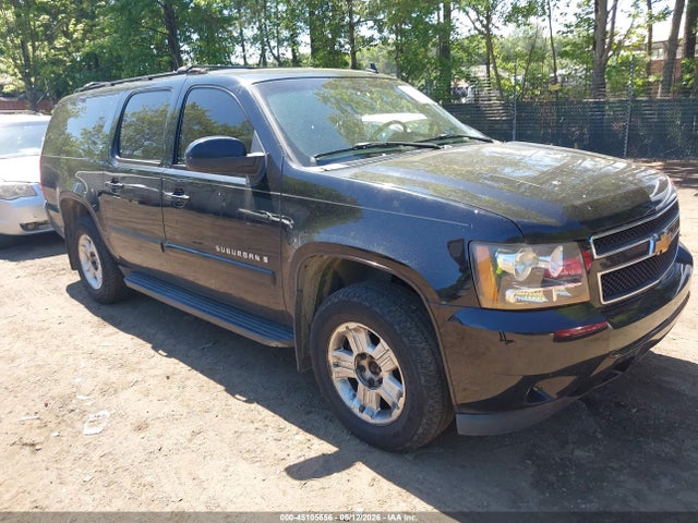 Salvage Chevrolet Suburban 1500 Image