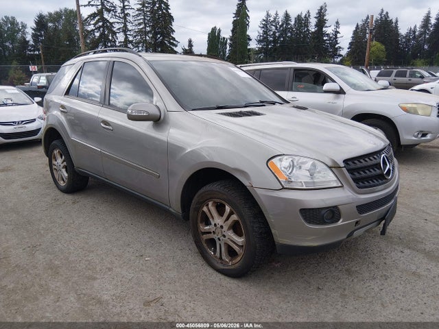 Salvage Mercedes-Benz M-Class Image