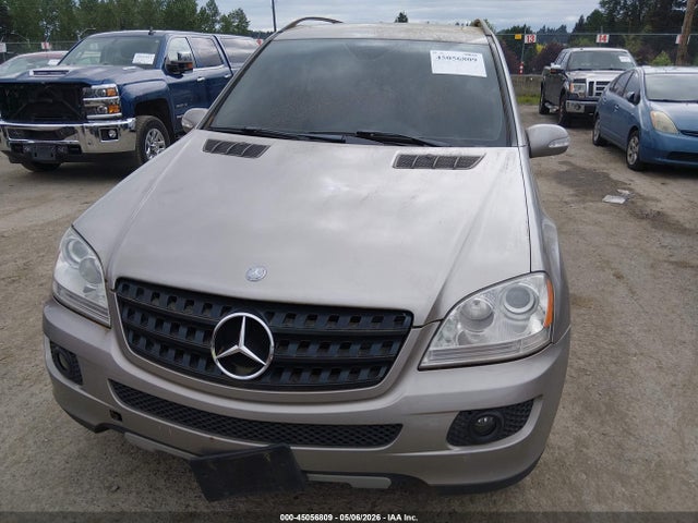 Mercedes-Benz M-Class 4matic