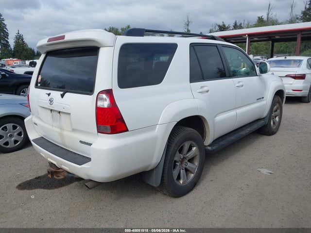 Toyota 4Runner Limited V8