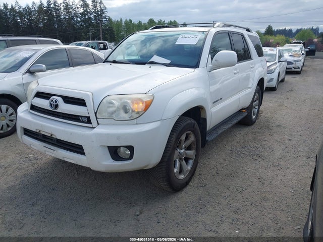 Toyota 4Runner Limited V8