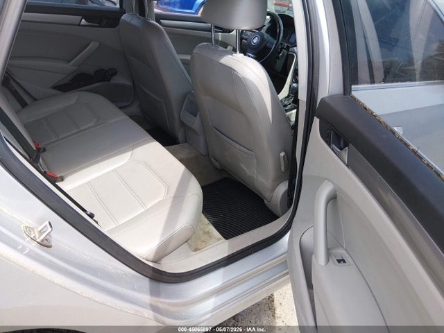Volkswagen Passat 1.8t Limited Edition