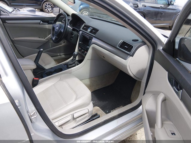 Volkswagen Passat 1.8t Limited Edition