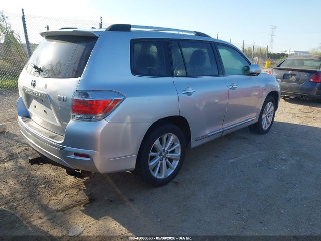 Toyota Highlander Limited V6