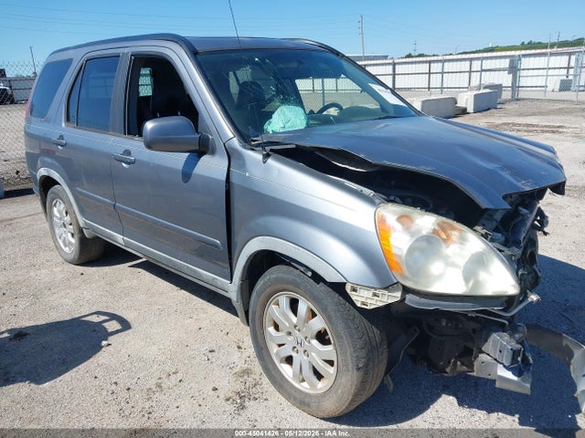 Salvage Honda CR-V Image