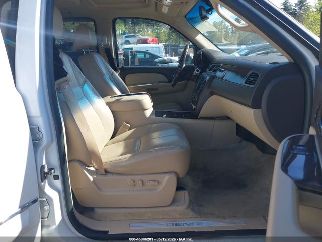 GMC Yukon Denali