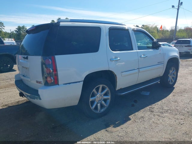 GMC Yukon Denali