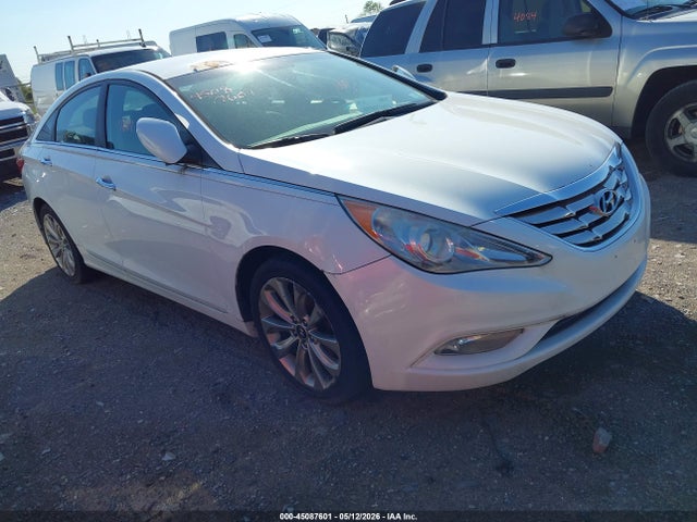 Salvage Hyundai SONATA Image