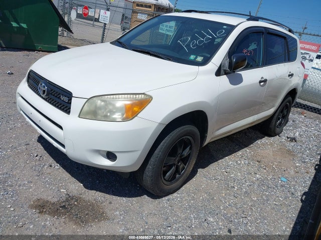 Toyota RAV4 Base V6