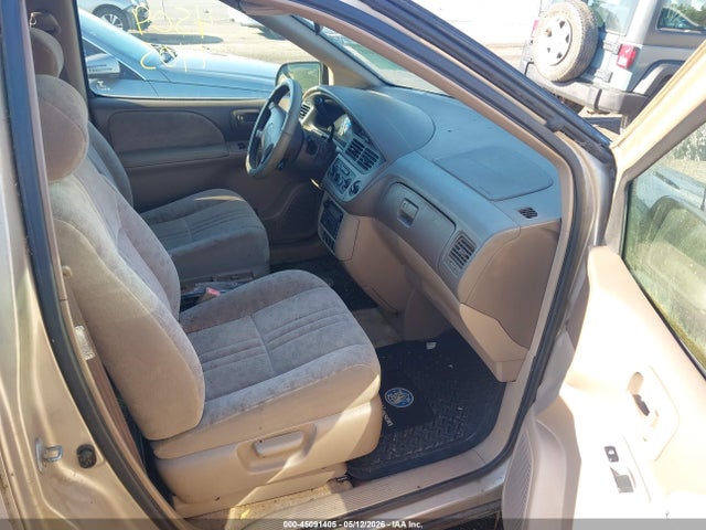 Toyota Sienna Le