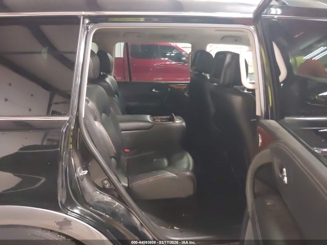 Nissan Armada Platinum