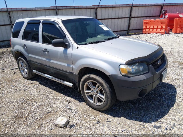 Salvage Ford Escape Image