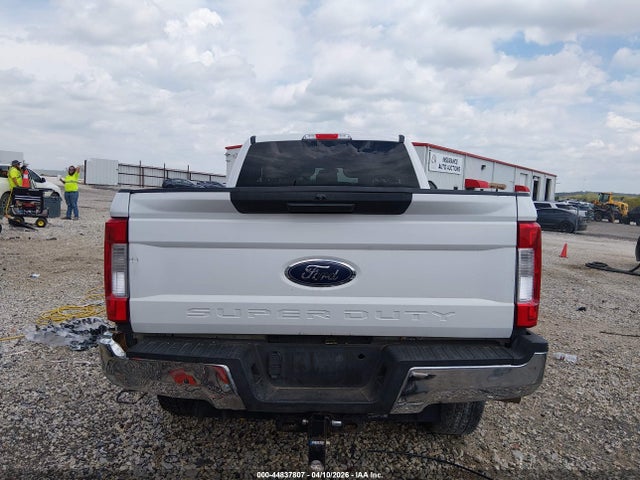 Ford F-250 Xl