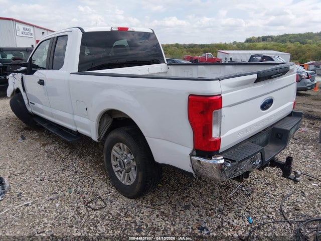 Ford F-250 Xl