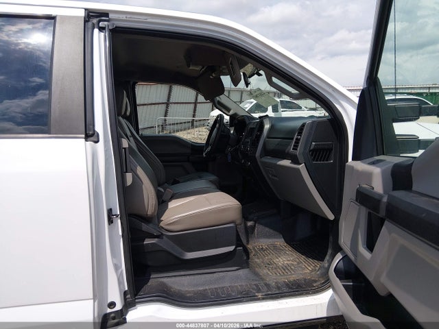 Ford F-250 Xl