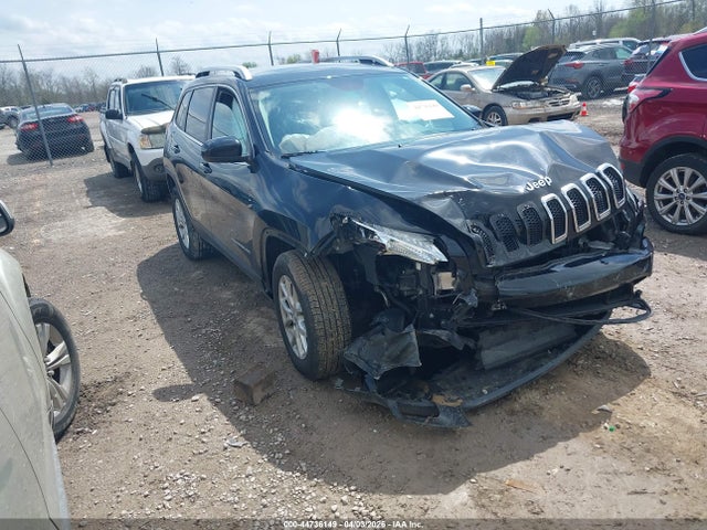 Salvage Jeep Cherokee Image