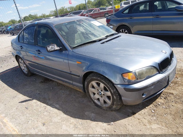 Salvage BMW 3 Series Image