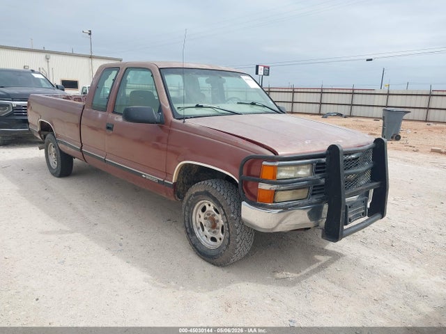 Salvage Chevrolet C2500 Image