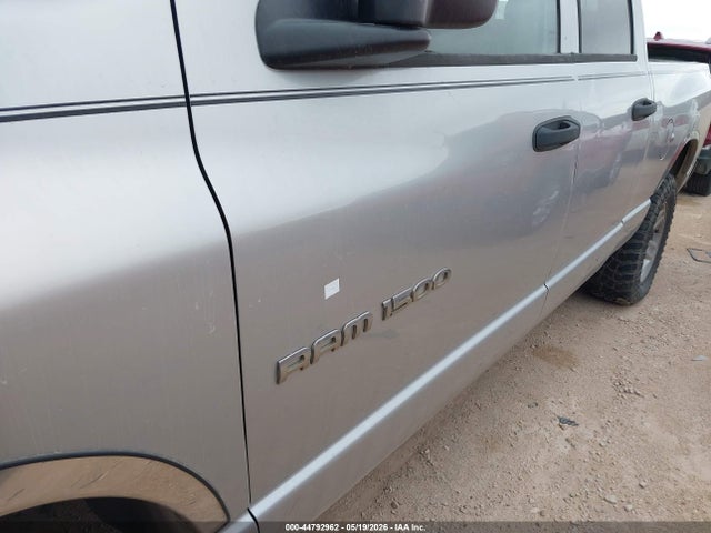 Dodge Ram 1500 Slt