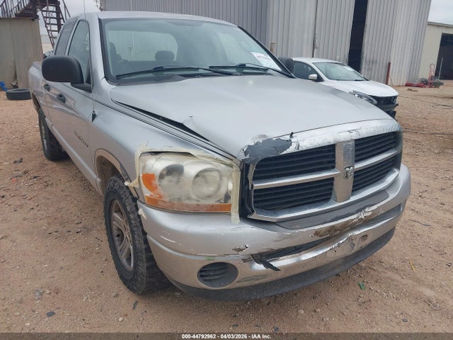 Dodge Ram 1500 Slt