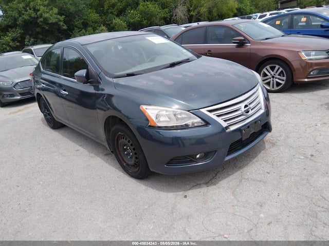 Salvage Nissan Sentra Image