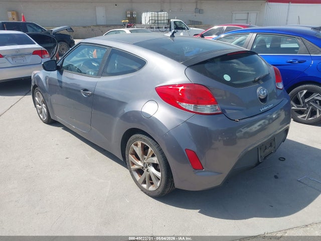 Hyundai VELOSTER