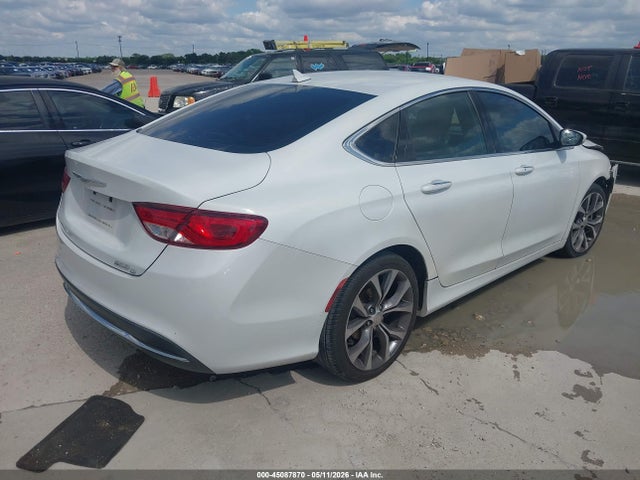 Chrysler 200 C