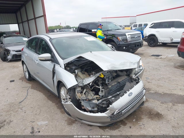 Salvage Ford Focus Image