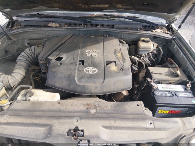 Toyota 4Runner Sr5 V6