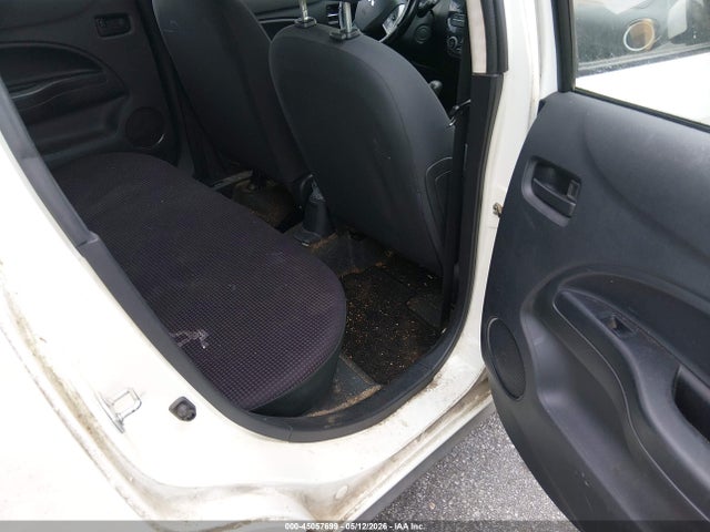 Mitsubishi Mirage Es
