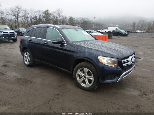 Salvage Mercedes-Benz GLC Image