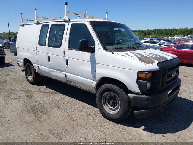 Salvage Ford E-350 Image