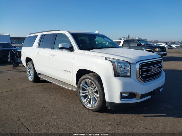 Salvage GMC Yukon Image