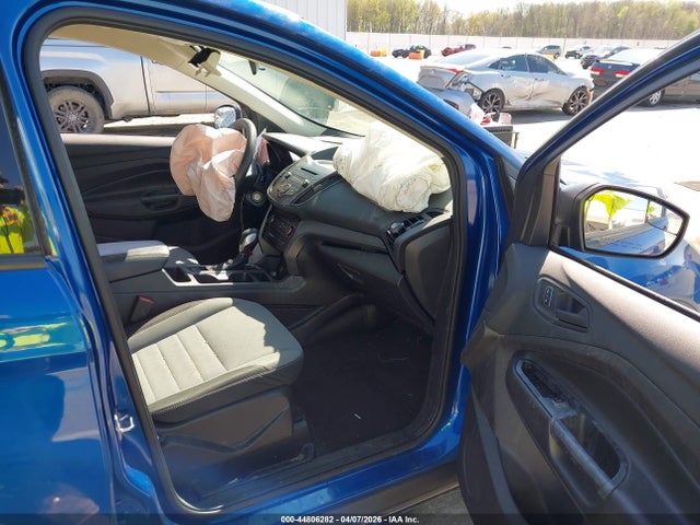 Ford Escape S