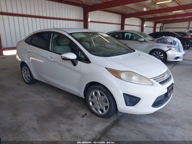 Salvage Ford Fiesta Image
