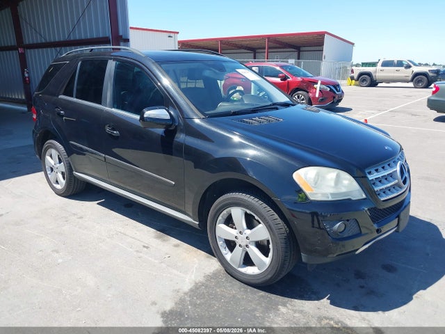 Salvage Mercedes-Benz M-Class Image
