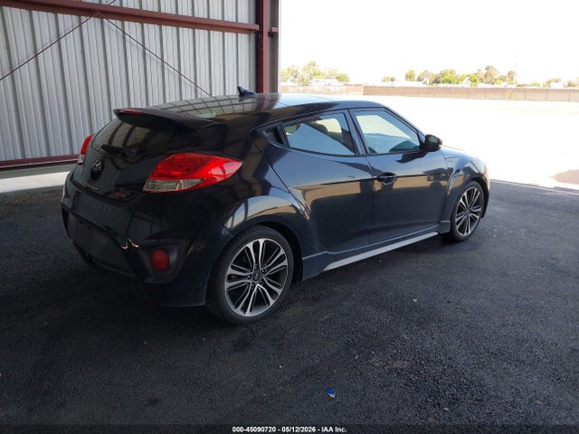 Hyundai VELOSTER Turbo