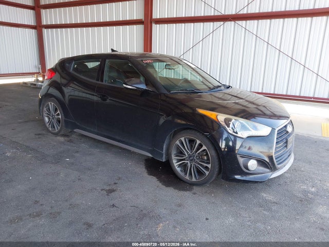 Salvage Hyundai VELOSTER Image