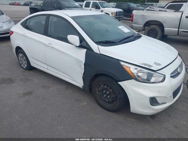 Salvage Hyundai ACCENT Image