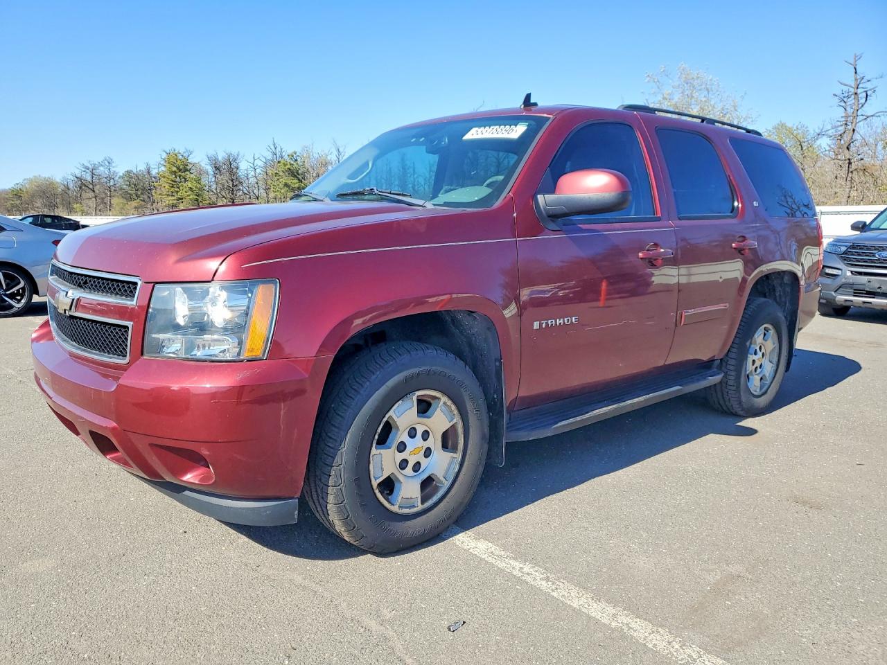 Salvage Chevrolet Tahoe Image