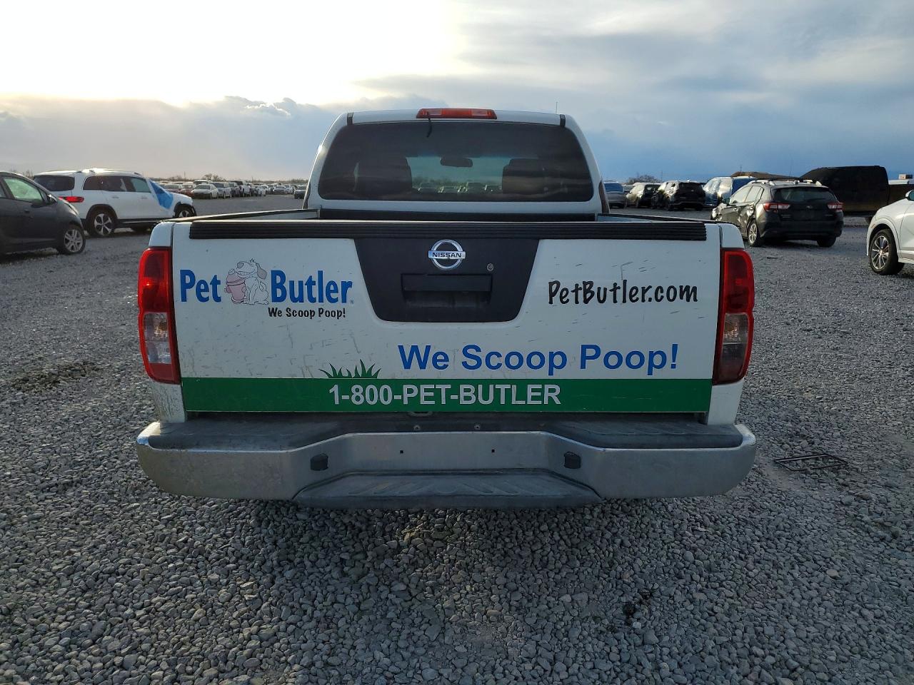 Nissan Frontier S