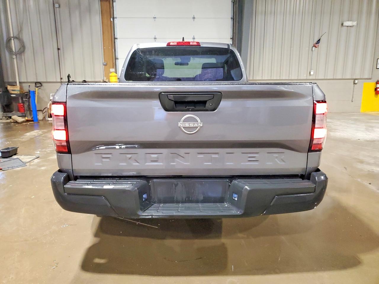 Nissan Frontier Sv