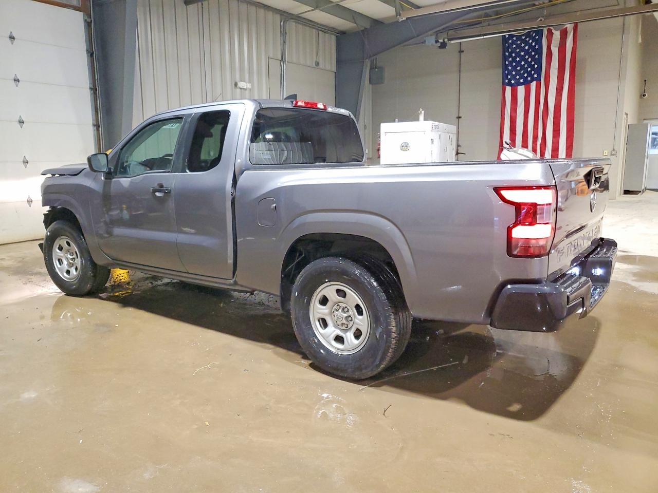 Nissan Frontier Sv