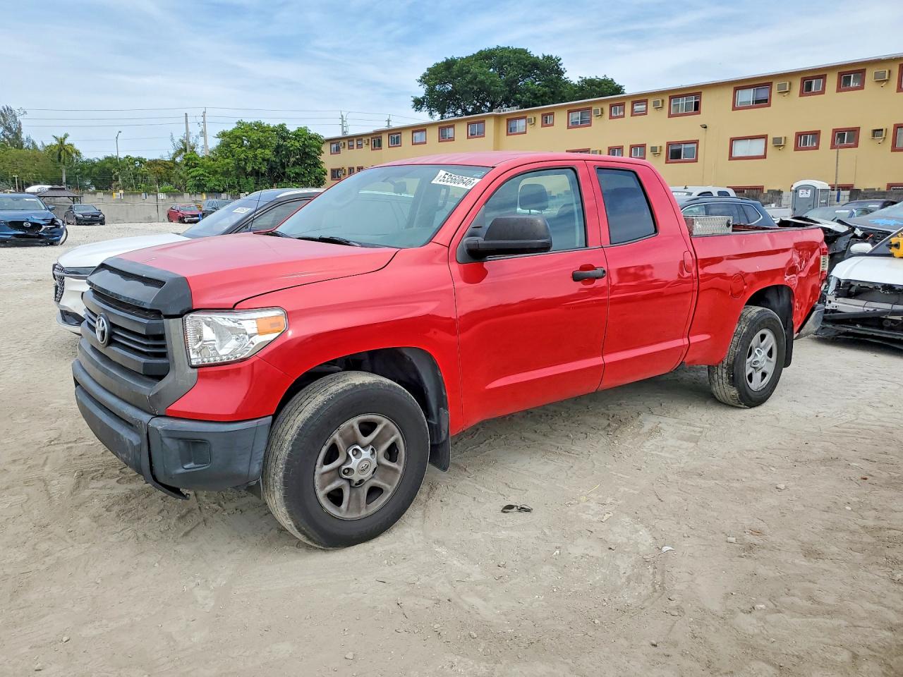 Salvage Toyota Tundra Image