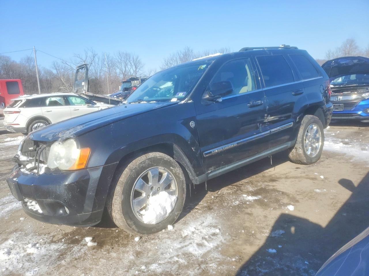 Salvage Jeep Grand Cherokee Image