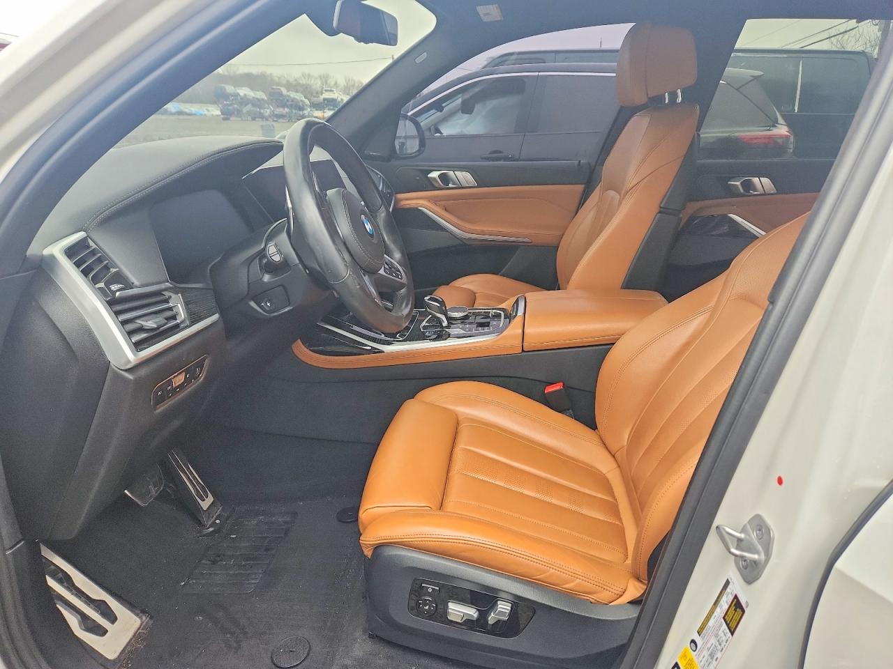 BMW X Series M50i